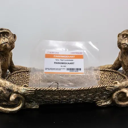 Tiigi Str Flats Beside Old Town, Parking Apartamento Tartu