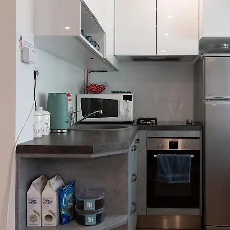 Tiigi Str Flats Beside Old Town, Parking