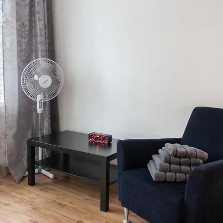 Tiigi Str Flats Beside Old Town, Parking *