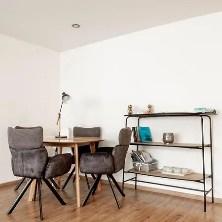 Tiigi Str Flats Beside Old Town, Parking Apartamento