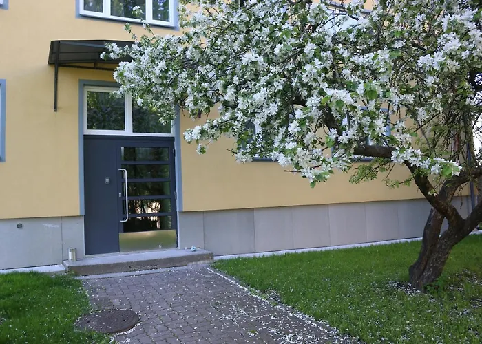 Tiigi Str Flats Beside Old Town, Parking Apartament