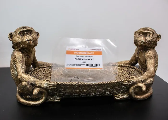 Tiigi Str Flats Beside Old Town, Parking Appartamento Tartu