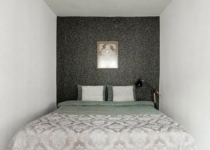 Tiigi Str Flats Beside Old Town, Parking Tartu