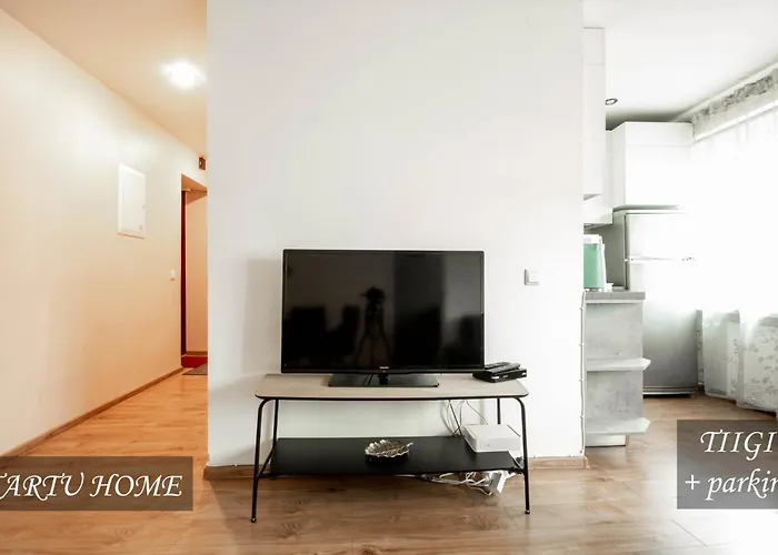 Tiigi Str Flats Beside Old Town, Parking *